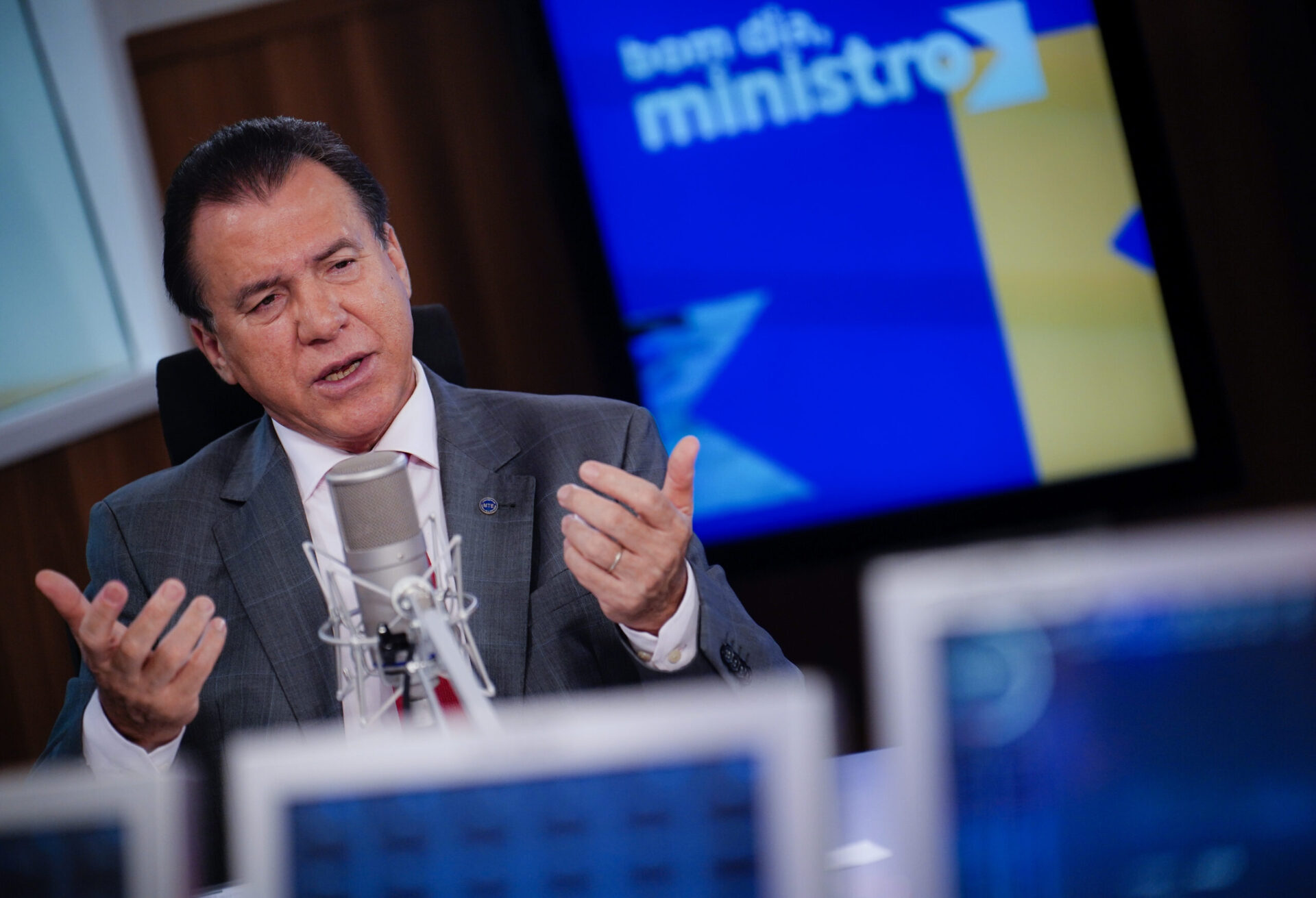 Incentivo do governo: Empresas no RS têm prazo para aderirem ao benefício de 2 salários mínimos