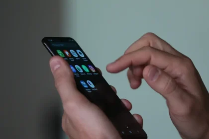 "Celular Seguro: 57,8 mil alertas de bloqueio em 6 meses"