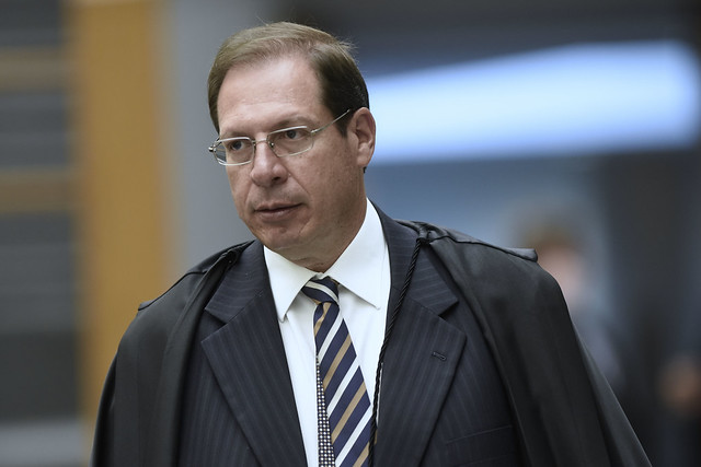 Corregedor de Justiça arquiva processos contra ex-juízes da Lava Jato