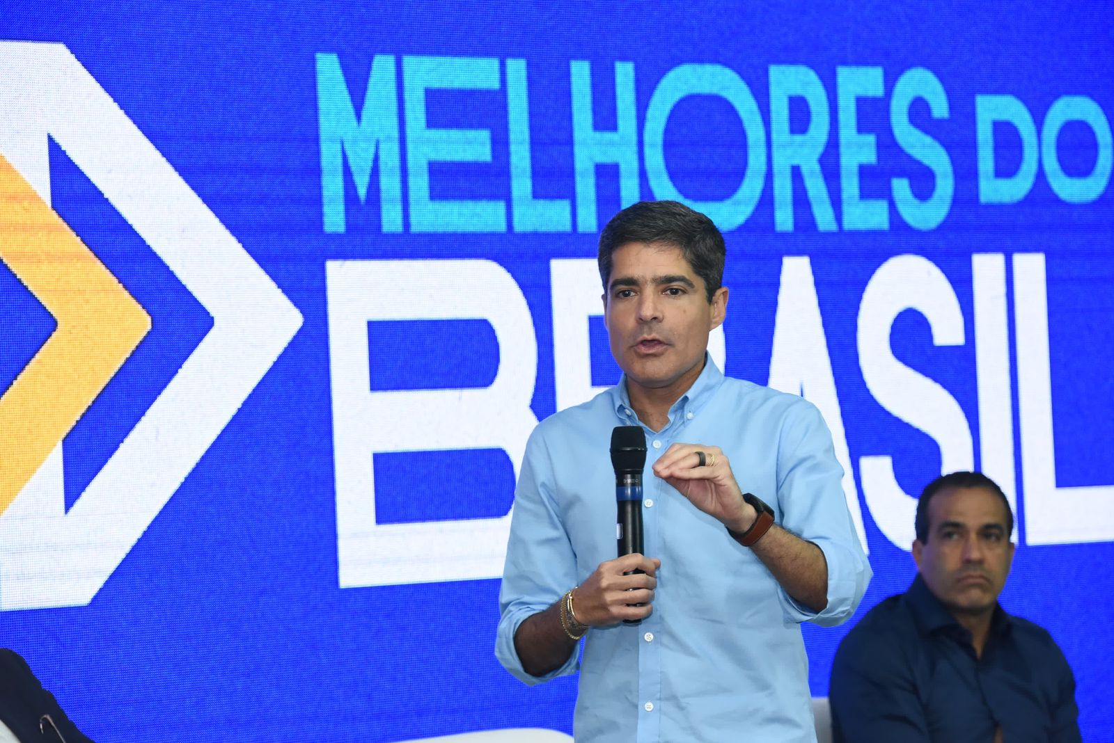 Em Salvador, ACM Neto lança curso de qualificação "Melhores do Brasil"