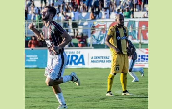 Fluminense de Feira bate o Grapiúna por 2 a 0 e segue líder da Série B do Baianão