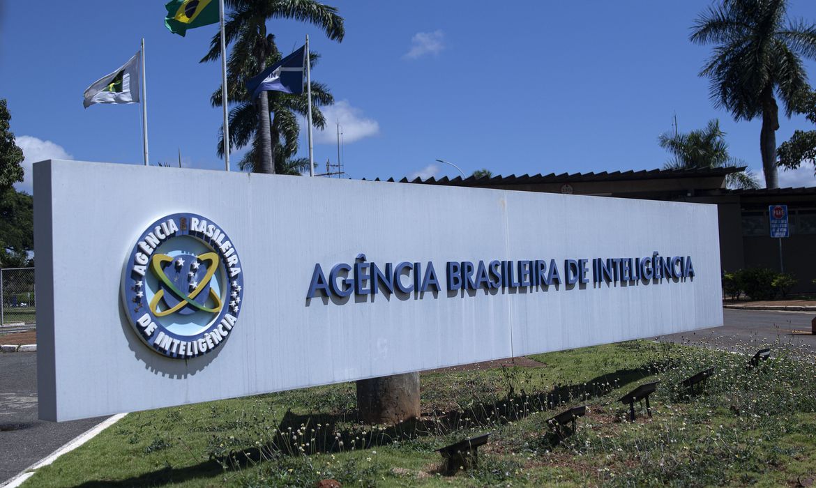 Agentes da "Abin paralela" sabiam sobre minuta de golpe, indica PF