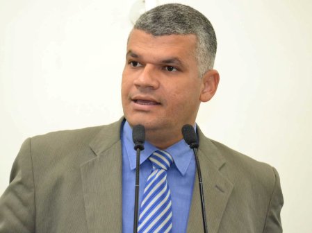 Pablo Roberto caiu na armadilha em que ele próprio se colocou e deve retirar pré-candidatura em Feira