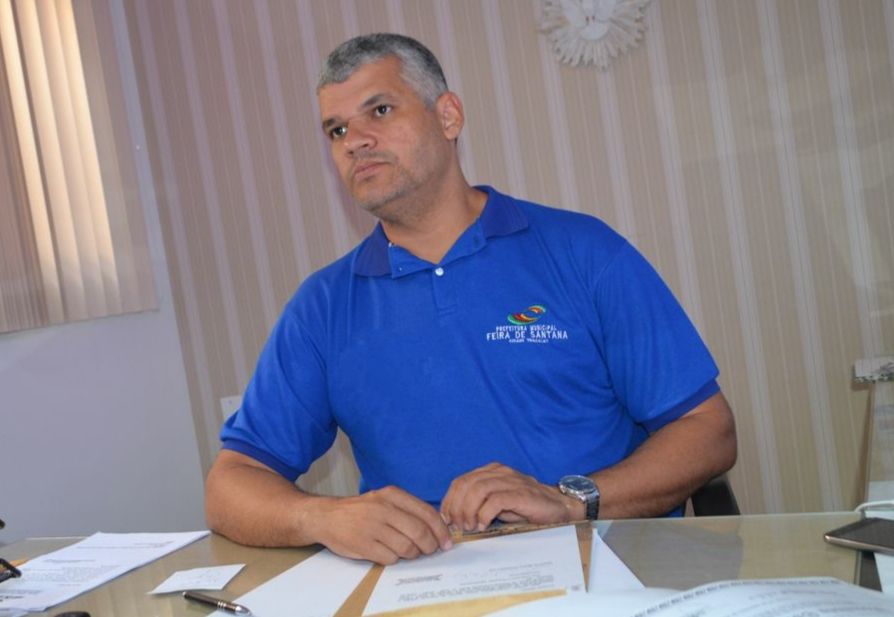 Sem citar José Ronaldo, Pablo Roberto divulga carta de retirada da pré-candidatura em Feira