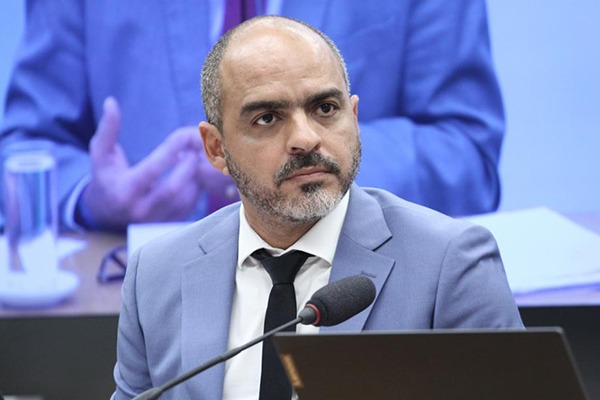 Presidente licenciado da UGT-BA participa em Brasília de audiência pública sobre trabalho de movimentadores de mercadorias em geral