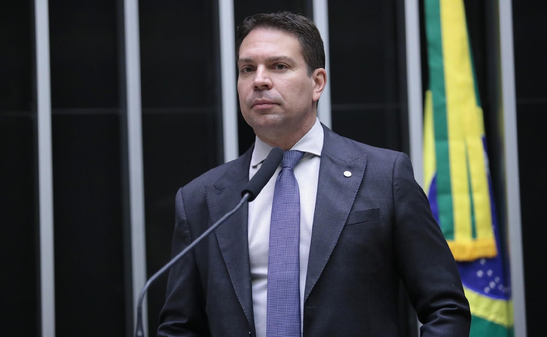 Ex-diretor geral da Abin, Ramagem refuta acusações da Polícia Federal