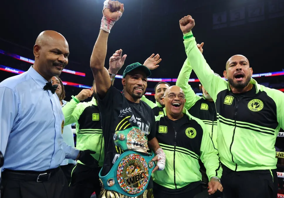 Robson Conceição conquista título mundial de boxe