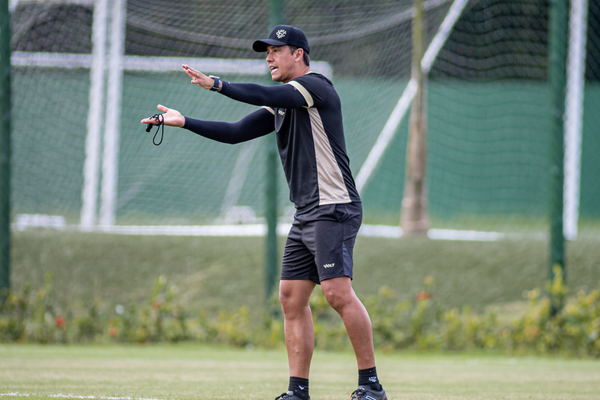 Vitória encara Fortaleza na luta para se reabilitar na Série A