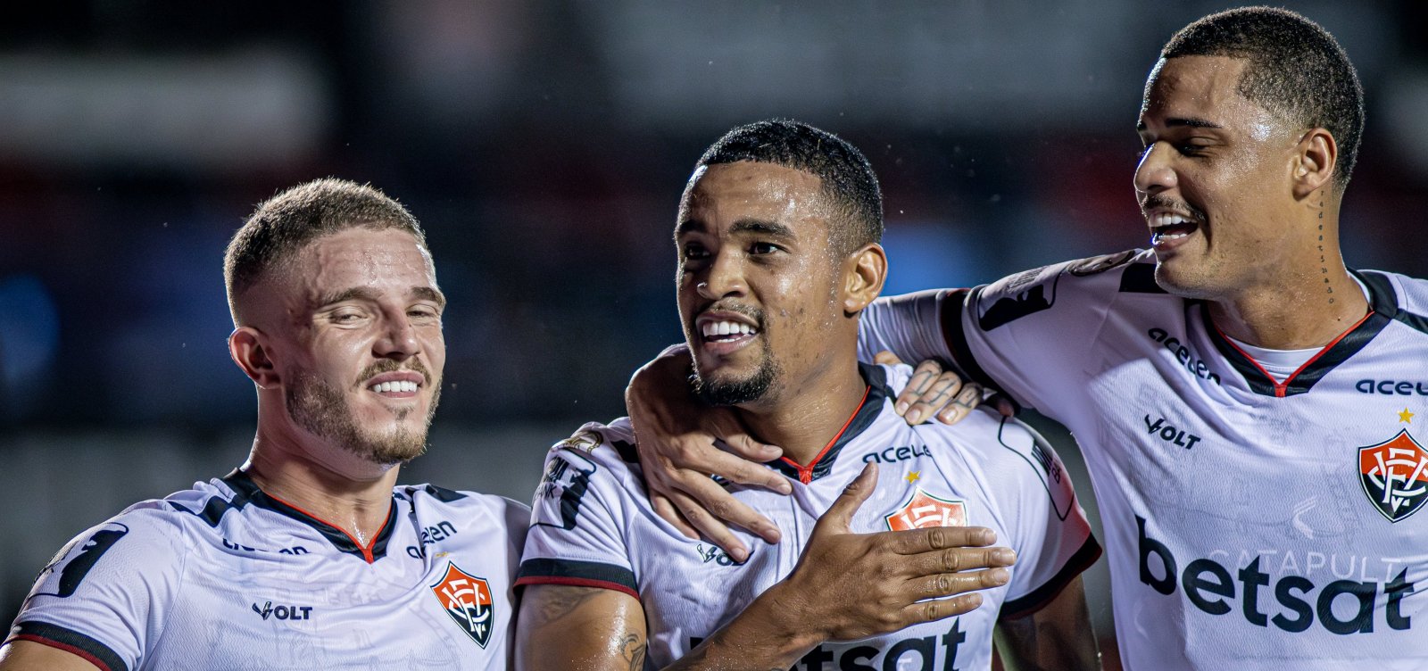 Vitória supera Criciúma e se distancia do Z4