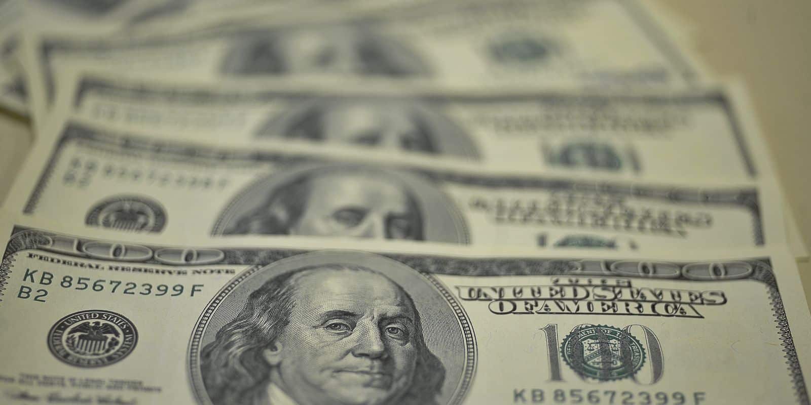 Contas externas têm saldo negativo de US$ 4 bilhões em junho
