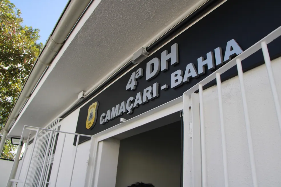 Corpos são achados na Via Atlântica em Camaçari