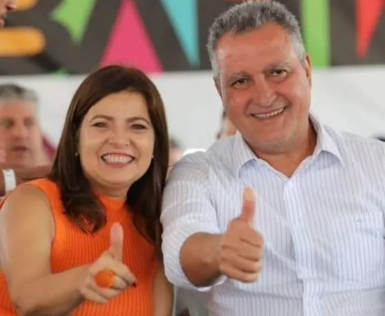 Adélia Pinheiro recebe o apoio de Rui Costa para eleição em Ilhéus