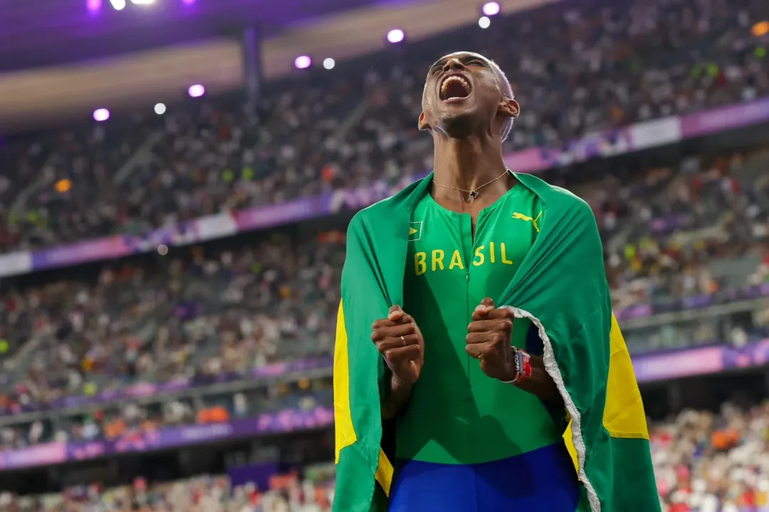 Jogos de Paris: Alison dos Santos é medalha de bronze nos 400m com barreira