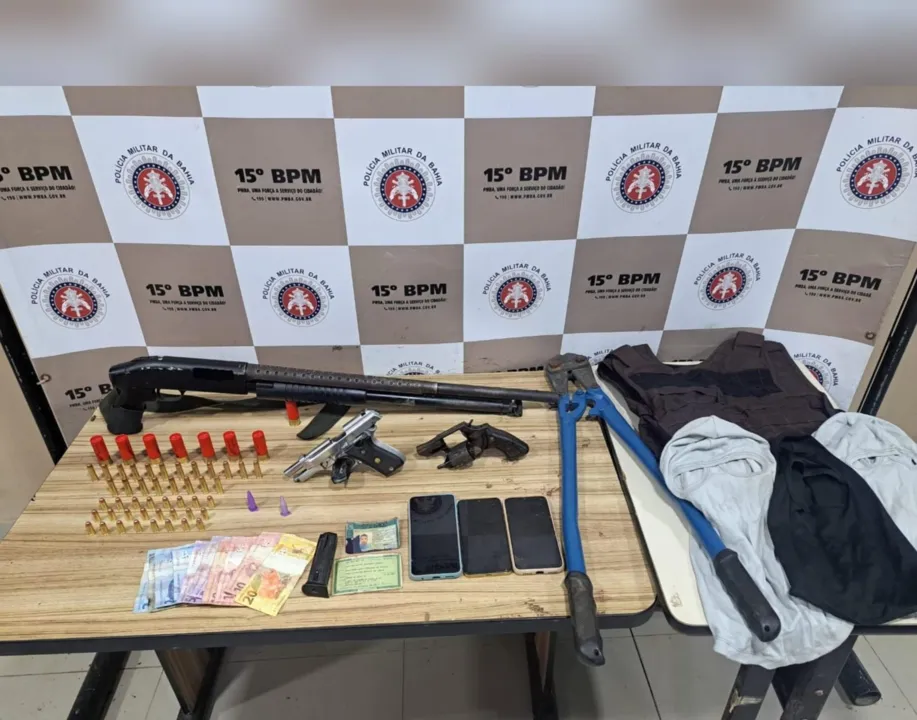 Polícia prende suspeitos armados em fuga em Itabuna