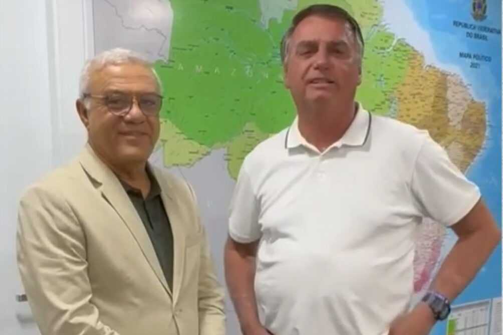 Antes de visitar Itabuna, Bolsonaro grava pedindo apoio a Chico França