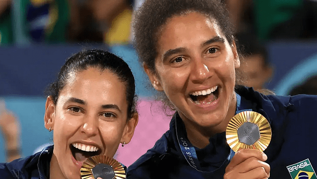 Duda e Ana Patrícia serão porta-bandeiras do Brasil no encerramento dos Jogos de Paris