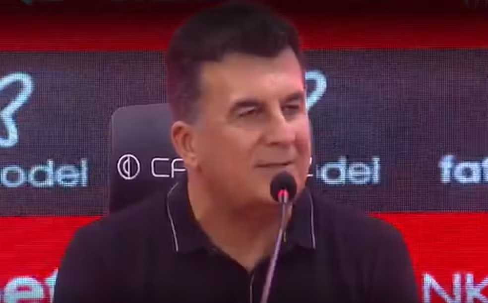 Fábio Mota detona arbitragem após lance polêmico no jogo entre Vitória e Cruzeiro