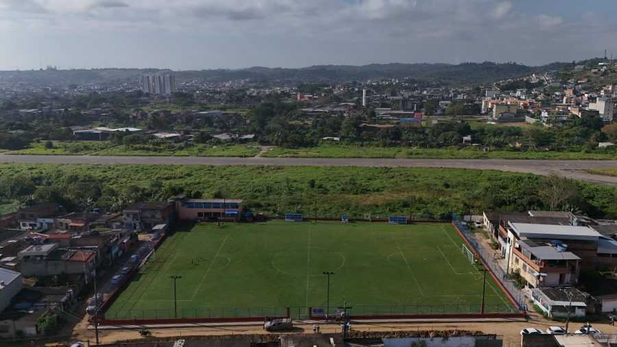 Governo do Estado entrega dois campos reformados em Itabuna