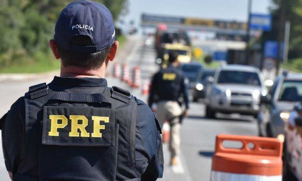 Advogado é detido pela PRF com R$500 mil em espécie