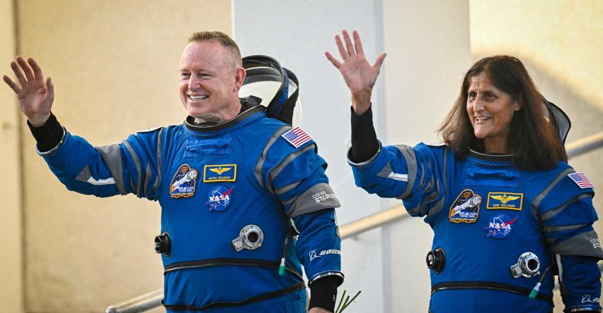 Por que dois astronautas estão presos no espaço