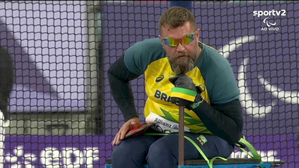 Paralimpíada: André Rocha é bronze no disco e garante 400ª medalha para o Brasil