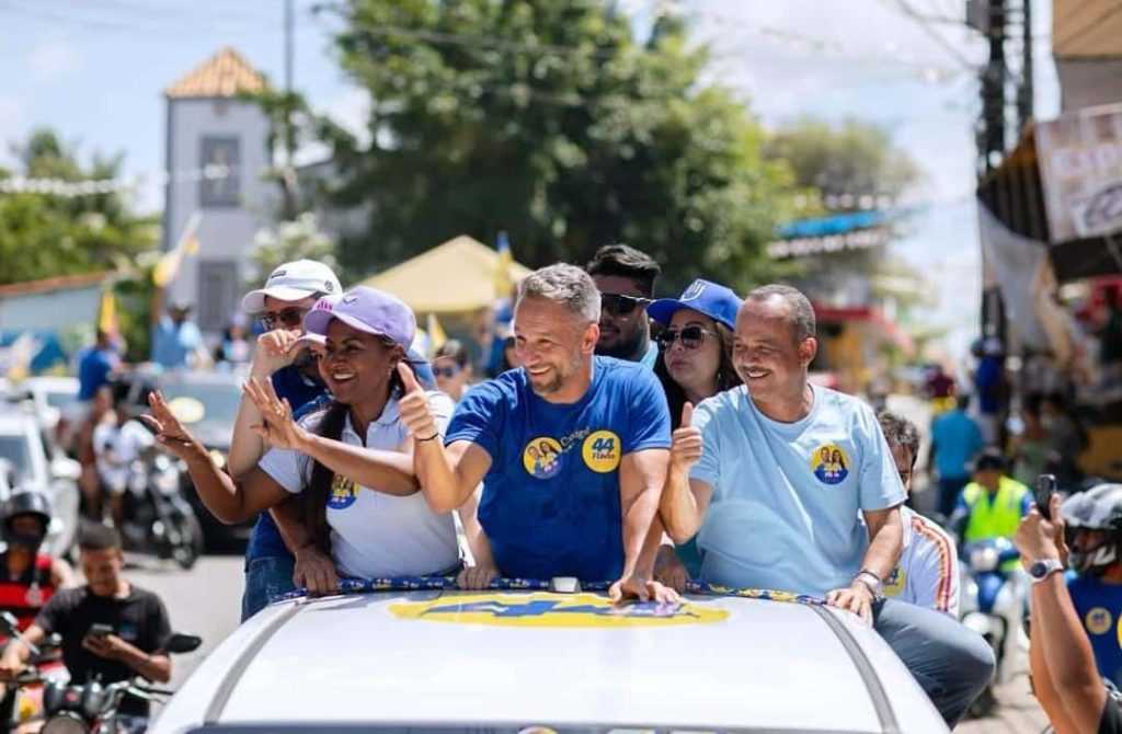 Time azul realiza carreata domingo na Costa de Camaçari