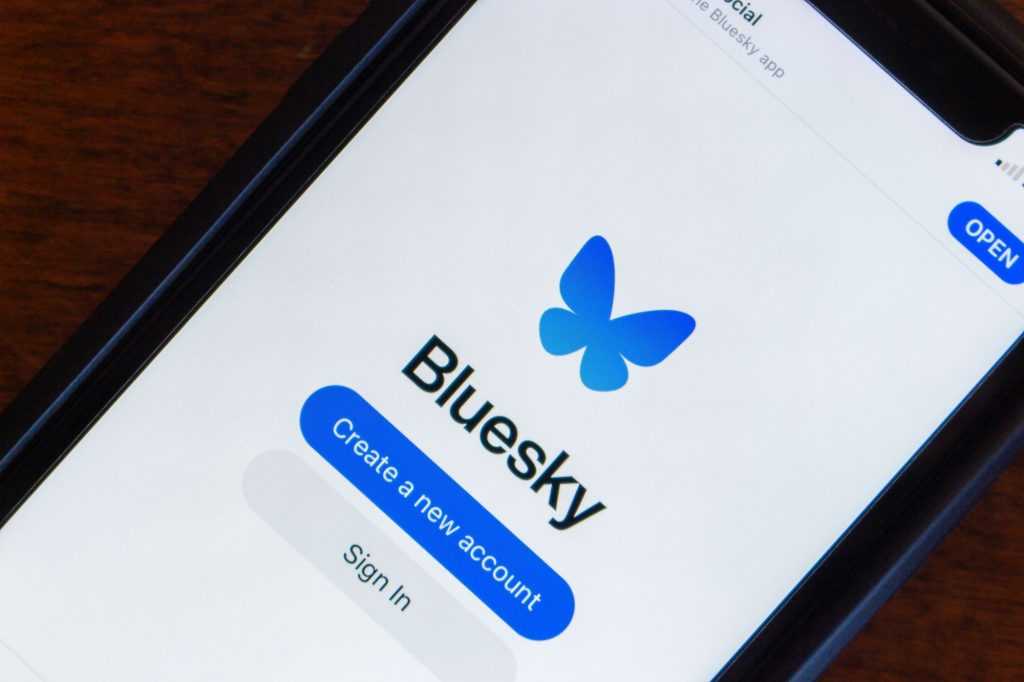 Sem poder usar o X, Brasil já é o maior país do Bluesky