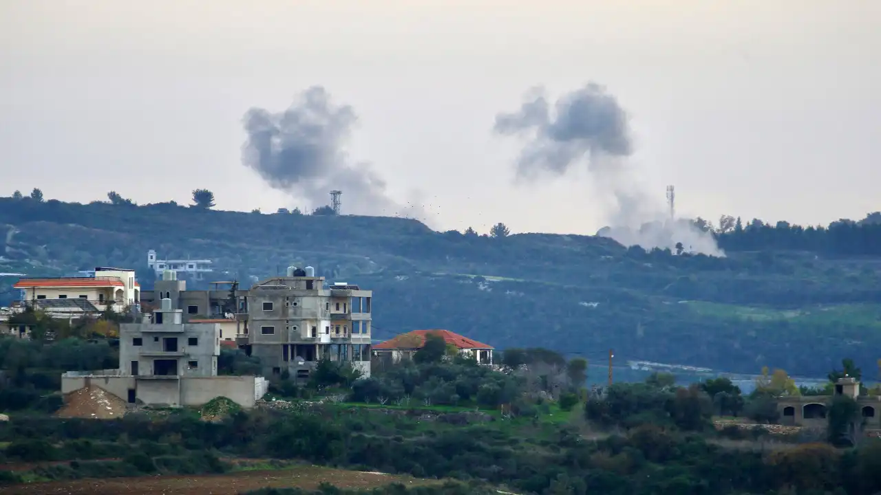 Israel mobiliza mais tropas perto da fronteira libanesa