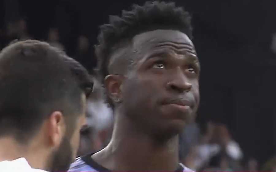 Polícia espanhola detém 4 pessoas por campanha de ódio contra Vini Jr.