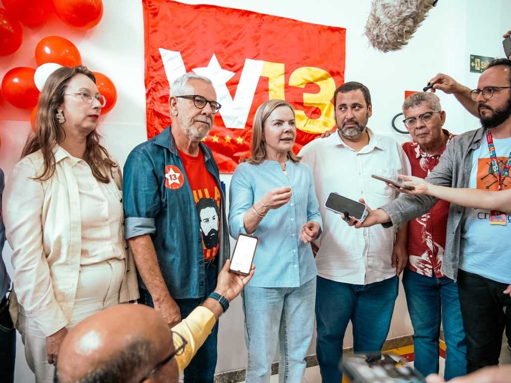 Gleisi afirma que eleições de Waldenor e Zé Neto são prioridades do PT