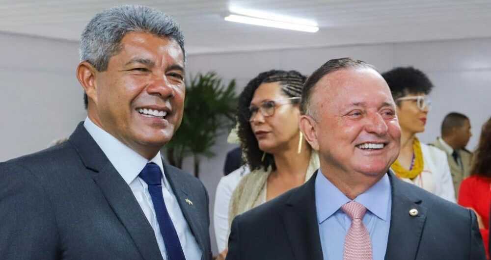 Adolfo Menezes elogia mudança feita pelo governador na Serin e diz que reforma administrativa vai "azeitar ainda mais a máquina"