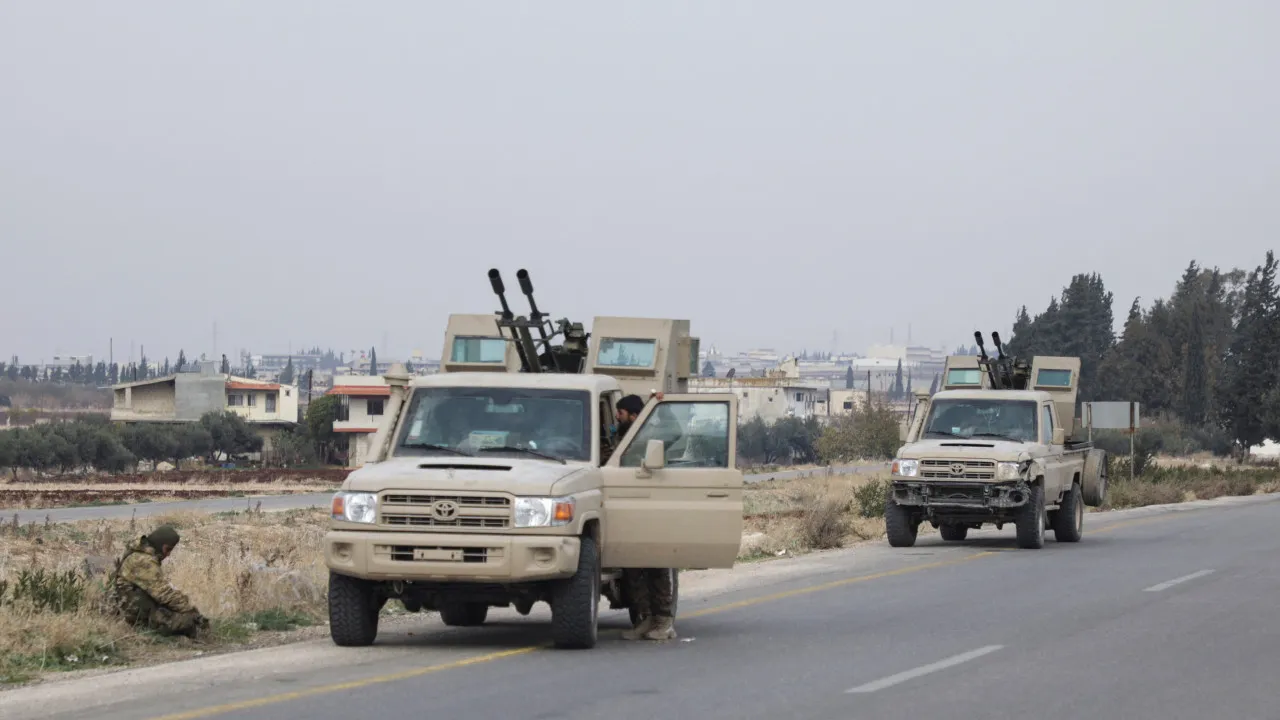 Rebeldes invadem cidade síria de Homs