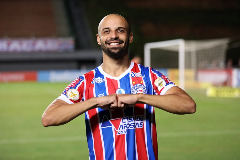 Santos está próximo de anunciar a contratação de Thaciano, do Bahia
