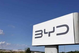Terceirizada da BYD nega acusações de escravidão