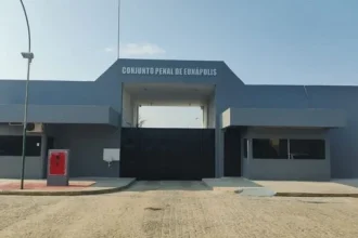 Detento de Eunápolis engole celular em inspeção no presídio