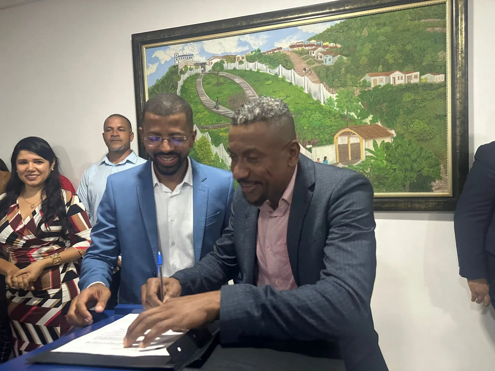 Prefeitura Distrital da BR, que atenderá os distritos localizados ao longo da BR-324, foi nomeado Kal de Bené