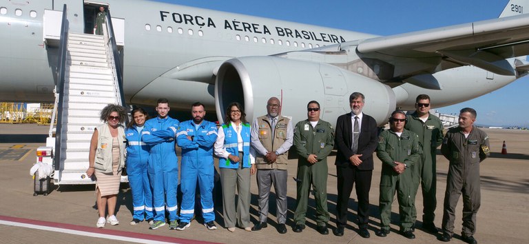 Força Nacional do SUS atende 124 deportados dos EUA em voo