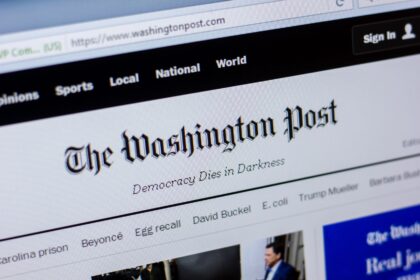 Direta ou esquerda? Jeff Bezos faz mudança no Washington Post