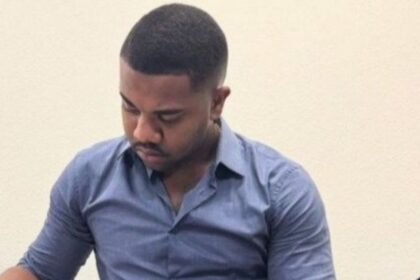 Sócrates Inspira Davi Brito: Aula de Filosofia Surpreendente