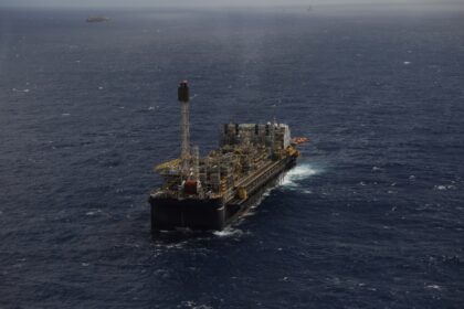 Petrobras desembolsa R$ 1,1 bi diário em tributos em 2024
