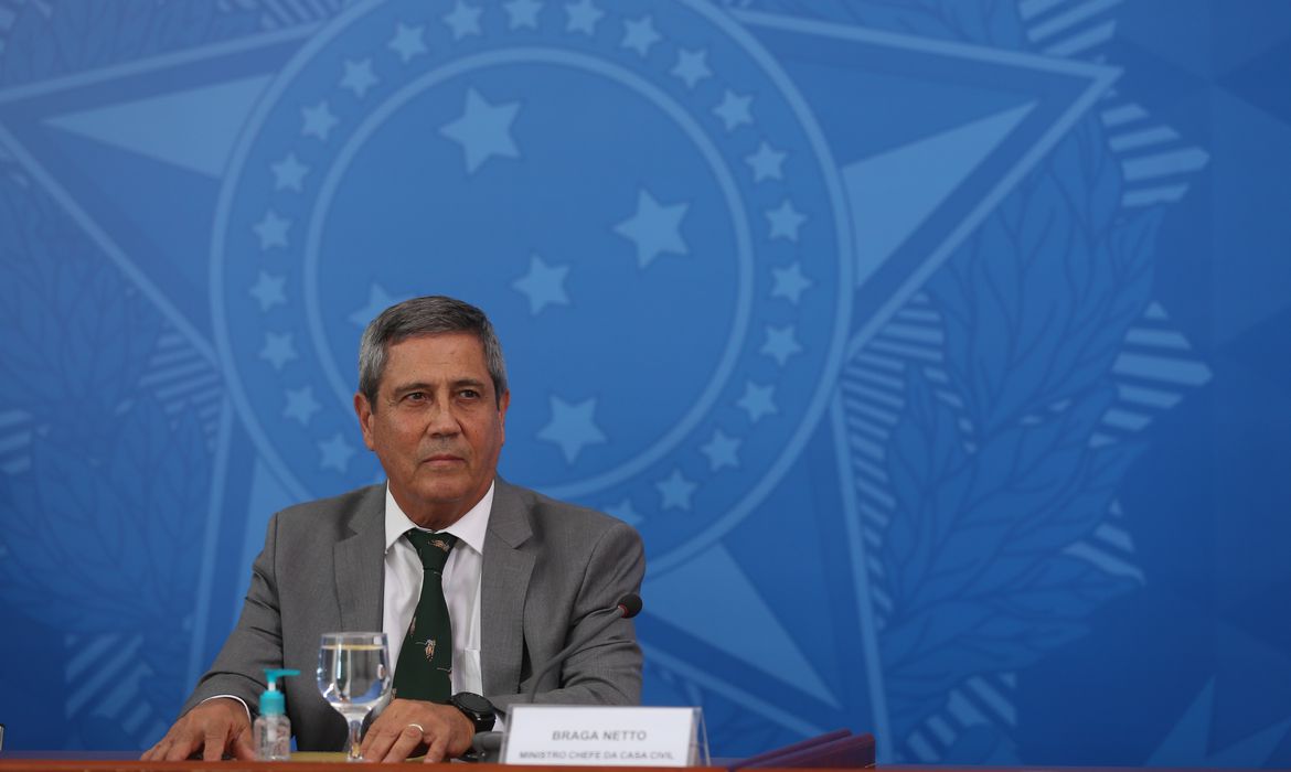 Braga Netto insiste em mais prazo para defesa por denúncia de golpe
