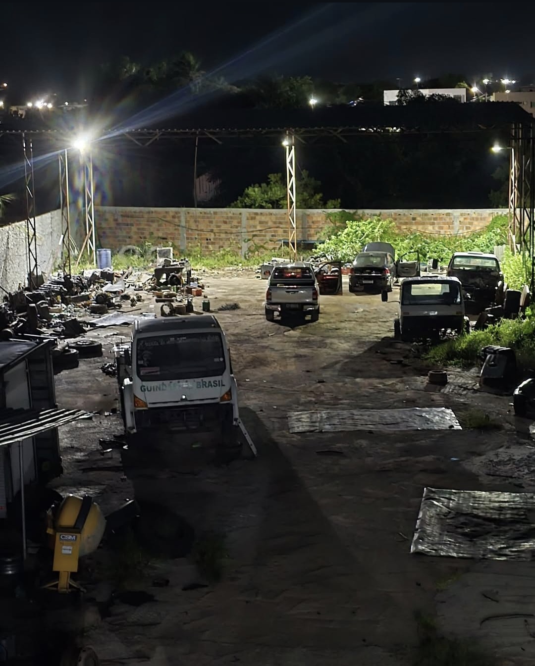 Recuperação de dois caminhões e prisão de homem na Estrada da Cetrel