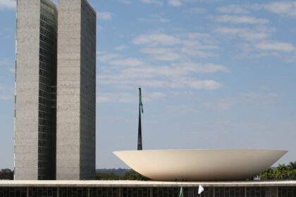 Votação do orçamento de 2025 em Comissão é adiada para sexta-feira