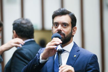 Tiago Correia denuncia assassinato de indígena e casos de desaparecidos na Bahia