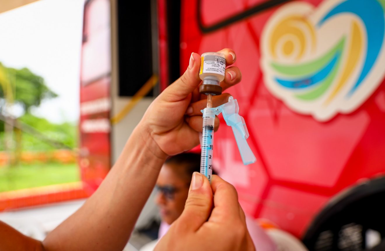 Candeias: Caravana da saúde e social atende dezenas de mulheres em Passé