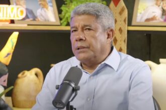 Jerônimo apura possível "exagero" em ação policial que matou 12 em Salvador