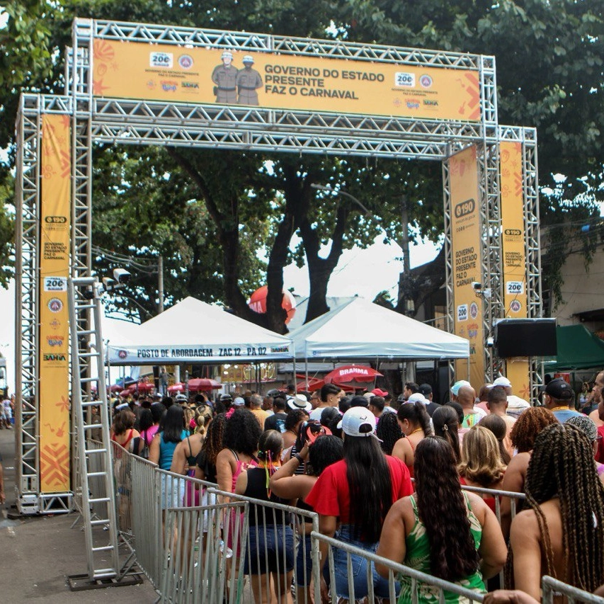 Portais de segurança barram 3 mil itens proibidos no Carnaval de Salvador