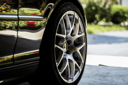 O que é um pneu remold?