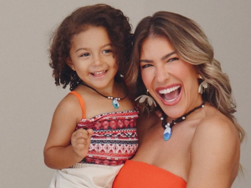 Liz fala inglês e encanta seguidores: O que aconteceu?