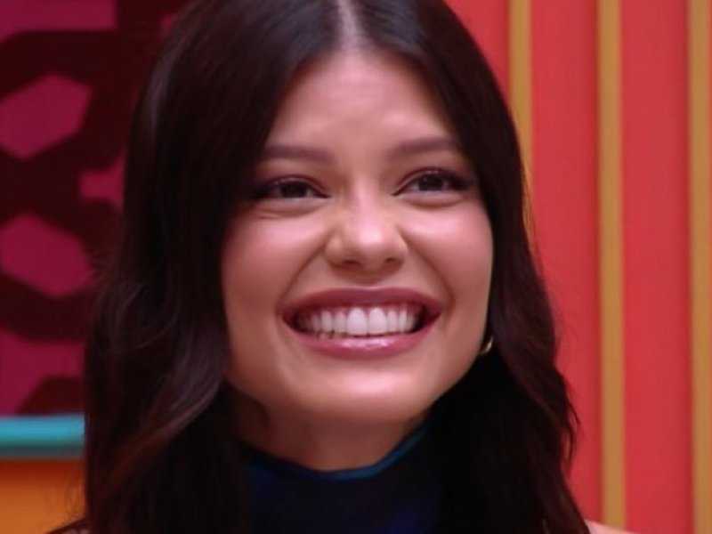 Vitória Strada: Ex-BBB Faz 'Limpa' e Corta Laços Surpreendentes!